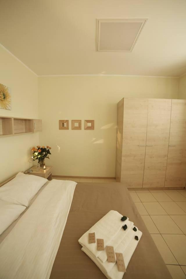 Standard Delegacyjny Bed & Breakfast Dąbrowa Górnicza Εξωτερικό φωτογραφία